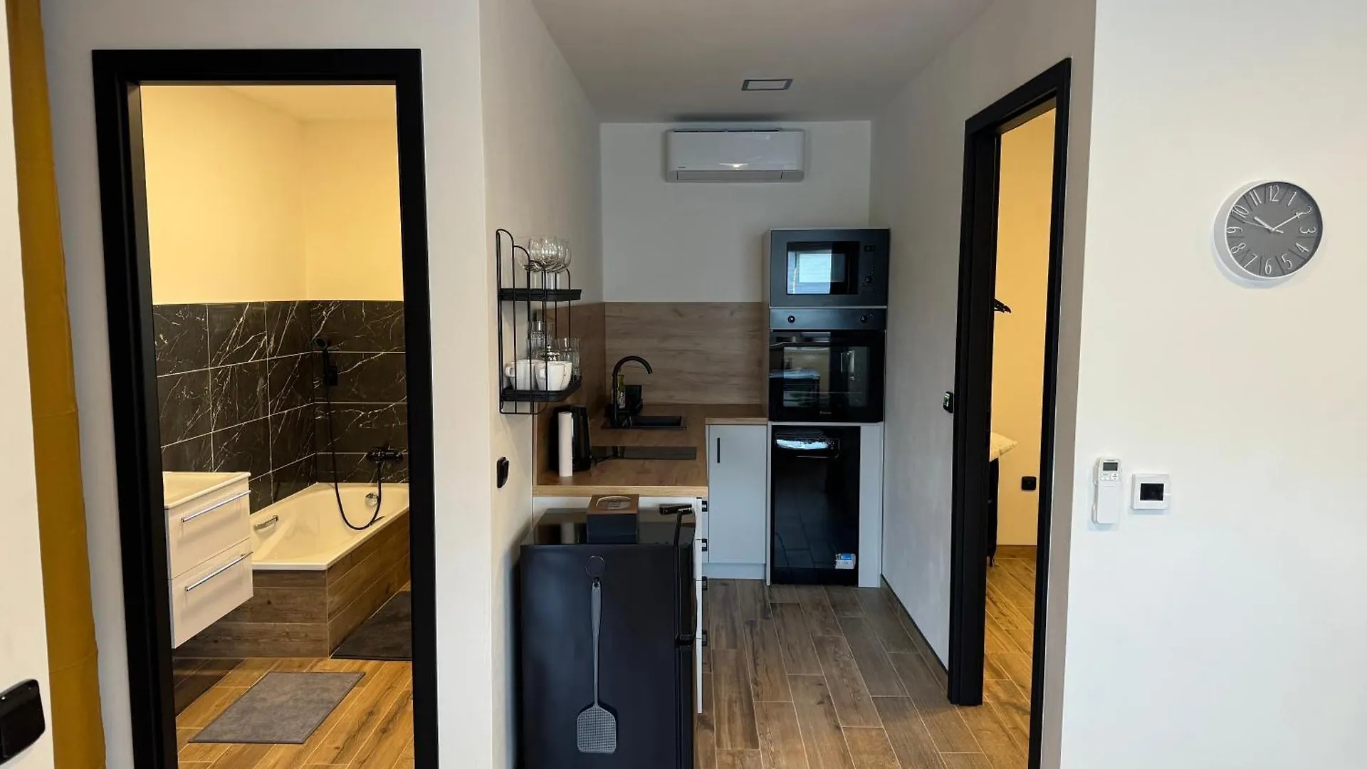 J One Apartmany Pardubice Apartment